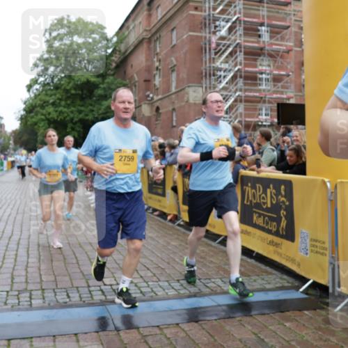 13.09.2026 - Kiel Lauf Yannick Fuchs http://msf.ph/oto/10426464 13.09.2026 09:47:02 Ziel 1402, 2718, 2759, 2779, 4238, 4940, 5217, 5351, 6074, 6207, 7731, 9141, 9385, 10009, 10301, 10731, 10742, 10744, 12622, 288, 2527, 2718, 3033, 3035, 3808, 4087, 4906, 6048, 6355, 6577, 6638, 7190, 7213, 7439, 7446, 7675, 7754, 7921, 8409, 8887, 8929, 8994, 9141, 9832, 10177, 10322, 10946, 11861, 12173, 12552, 12725, 1235, 1324, 2587, 5167, 6575, 7461, 8231, 8524, 9091, 10076, 10224, 10555, 11862, 11964, 12635, 167, 181, 3361, 9832, 11859 meine-sportfotos.de