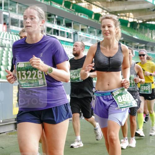 13.09.2026 - 21. swb-Marathon Bremen Michael Burmester http://msf.ph/oto/10426465 13.09.2026 13:25:10 Laufen im Stadion 137, 182, 213, 294, 324, 505, 530, 543, 548, 645, 721, 723, 739, 743, 752, 815, 818, 966, 1273, 1283, 1410, 1443, 1459, 1463, 1471, 1487, 1491, 1504, 1515, 1561, 1597, 1598, 1744, 1828, 1830, 1944, 1953, 2058, 2059, 2095, 2211, 2252, 2267, 2271, 2286, 2298, 2308, 2312, 2323, 2354, 2465, 2483, 2497, 2503, 2506, 2554, 2571, 2591, 2644, 2752, 2762, 2776, 2833, 2878, 2896, 2981, 3005, 3062, 3097, 3142, 3172, 3211, 3259, 3288, 3289, 3298, 3306, 3312, 3329, 3364, 3381, 3390 meine-sportfotos.de