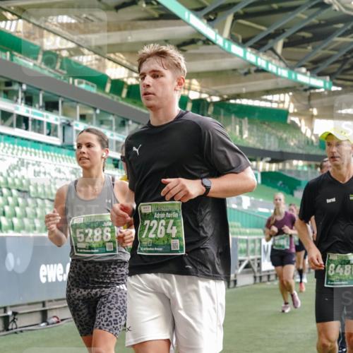 13.09.2026 - 21. swb-Marathon Bremen Michael Burmester http://msf.ph/oto/10426487 13.09.2026 13:25:11 Laufen im Stadion 137, 182, 213, 294, 324, 505, 530, 543, 548, 645, 721, 723, 739, 743, 752, 815, 818, 966, 1273, 1283, 1410, 1443, 1459, 1463, 1471, 1487, 1491, 1504, 1515, 1561, 1597, 1598, 1744, 1828, 1830, 1944, 1953, 2058, 2059, 2095, 2211, 2252, 2267, 2271, 2298, 2308, 2312, 2323, 2354, 2465, 2483, 2497, 2503, 2506, 2554, 2571, 2591, 2644, 2752, 2762, 2776, 2833, 2878, 2896, 2981, 3005, 3062, 3097, 3142, 3172, 3211, 3259, 3288, 3289, 3298, 3306, 3312, 3329, 3381, 3390 meine-sportfotos.de
