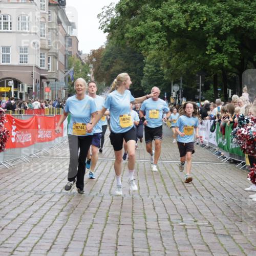 13.09.2026 - Kiel Lauf Yannick Fuchs http://msf.ph/oto/10426505 13.09.2026 09:47:06 Ziel 1402, 2759, 2779, 4238, 4940, 5217, 5351, 6074, 7461, 7731, 9091, 9385, 10009, 10224, 10301, 10742, 10744, 11862, 11964, 12622, 288, 1402, 2527, 2718, 2779, 3033, 3035, 3808, 4087, 4906, 6048, 6207, 6355, 6577, 6638, 7190, 7213, 7439, 7446, 7675, 7754, 7921, 8409, 8887, 8929, 8994, 9141, 9385, 10177, 10322, 10731, 10946, 12173, 12552, 12725, 544, 1235, 1324, 2587, 2870, 3192, 5167, 6575, 8231, 8524, 9634, 10076, 10555, 12635, 3361, 6355, 6577, 7439, 9832, 10177, 11859 meine-sportfotos.de