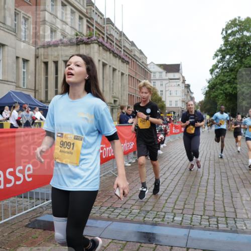 13.09.2026 - Kiel Lauf Yannick Fuchs http://msf.ph/oto/10426637 13.09.2026 09:47:14 Ziel 1235, 2587, 5167, 7461, 8524, 9091, 10076, 10224, 10555, 10742, 10744, 11862, 11964, 12635, 1402, 2527, 2718, 2759, 2779, 3808, 4087, 4238, 4906, 4940, 5217, 5351, 6048, 6074, 6207, 6638, 7190, 7213, 7446, 7731, 7921, 8409, 8887, 8994, 9141, 9385, 10009, 10301, 10322, 10731, 12622, 12725, 544, 591, 1324, 2870, 3192, 3629, 4480, 5517, 6072, 6575, 6639, 6696, 8231, 8503, 8540, 8777, 9634, 9936, 10789, 288, 3033, 3035, 4906, 6048, 6355, 7439, 10177 meine-sportfotos.de
