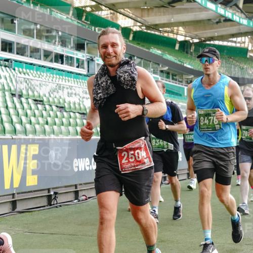 13.09.2026 - 21. swb-Marathon Bremen Michael Burmester http://msf.ph/oto/10426646 13.09.2026 13:25:16 Laufen im Stadion 137, 182, 213, 294, 505, 530, 543, 548, 645, 721, 723, 739, 743, 752, 815, 818, 966, 1273, 1283, 1410, 1443, 1459, 1463, 1471, 1487, 1491, 1504, 1515, 1530, 1561, 1618, 1744, 1828, 1830, 1944, 1953, 2058, 2059, 2095, 2211, 2252, 2267, 2271, 2298, 2308, 2312, 2323, 2354, 2382, 2384, 2465, 2483, 2497, 2503, 2506, 2554, 2571, 2591, 2644, 2675, 2752, 2762, 2776, 2833, 2878, 2896, 2981, 3005, 3062, 3097, 3142, 3172, 3211, 3259, 3289, 3298, 3306, 3312, 3329, 3381, 3390 meine-sportfotos.de