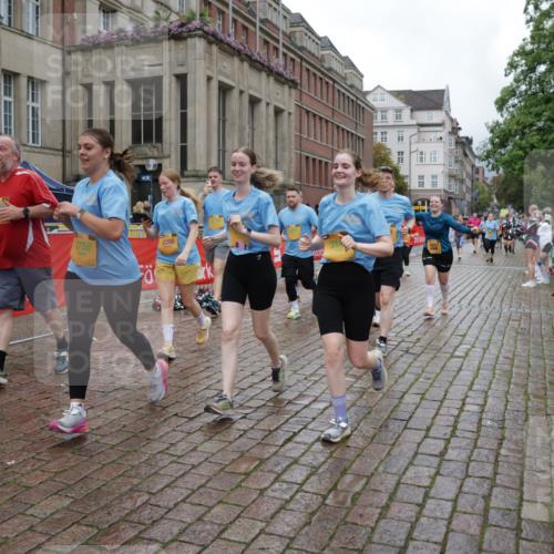 13.09.2026 - Kiel Lauf Yannick Fuchs http://msf.ph/oto/10426676 13.09.2026 11:04:59 Ziel 1056, 1861, 2093, 2142, 2804, 4211, 4391, 5021, 6393, 8149, 9330, 9647, 10003, 10138, 10217, 10484, 10679, 11948, 12406, 12472, 567, 711, 1228, 1289, 1431, 1554, 2298, 2662, 2750, 2758, 3140, 3141, 4155, 4200, 4758, 4759, 4870, 5963, 6443, 6752, 7157, 8697, 8950, 8951, 8956, 9067, 9667, 9815, 9818, 9980, 9987, 10016, 10593, 11906, 12252, 12438, 12826, 1186, 2308, 3159, 3284, 4262, 5002, 6447, 7860, 8124, 8949, 11094, 11341, 1554, 2298, 3963 meine-sportfotos.de
