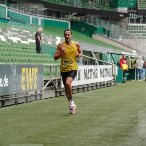 13.09.2026 - 21. swb-Marathon Bremen Michael Burmester http://msf.ph/oto/10426681 13.09.2026 10:17:08 Laufen im Stadion 10597, 12272, 12458, 13501, 13504, 13510, 13515, 13517, 13522, 13542, 13547, 13561, 13567, 13569, 13576, 13579, 13603, 13604, 13623, 13635 meine-sportfotos.de