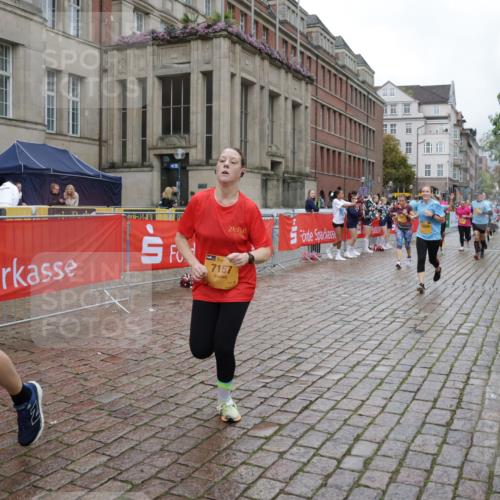 13.09.2026 - Kiel Lauf Yannick Fuchs http://msf.ph/oto/10426721 13.09.2026 11:05:03 Ziel 1186, 1861, 2093, 2142, 2308, 4262, 4391, 5002, 5021, 6393, 8149, 9330, 9605, 9647, 10003, 10138, 10484, 10679, 11948, 12406, 567, 711, 1056, 1228, 1289, 1431, 1861, 2758, 2804, 4155, 4200, 4211, 4758, 4759, 4870, 5963, 6443, 6752, 7157, 8697, 8950, 8951, 8956, 9667, 9815, 9818, 10016, 10217, 10484, 10593, 11906, 11948, 12252, 12406, 12438, 12472, 12826, 1476, 2070, 3122, 3159, 3284, 6447, 7386, 7716, 7860, 8124, 8949, 10133, 11094, 11341, 567, 1554, 2298, 2758, 12826 meine-sportfotos.de