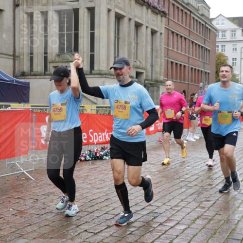 13.09.2026 - Kiel Lauf Yannick Fuchs http://msf.ph/oto/10426749 13.09.2026 11:05:08 Ziel 1186, 2142, 2308, 4262, 5002, 5021, 9330, 9605, 10003, 10138, 711, 1056, 1228, 1289, 1431, 1861, 2093, 2804, 4200, 4211, 4391, 4758, 4759, 5963, 6393, 6443, 6752, 8149, 8697, 8950, 8951, 9647, 9667, 9815, 9818, 10016, 10217, 10484, 10593, 10679, 11906, 11948, 12252, 12406, 12438, 12472, 1476, 2070, 3122, 3159, 3284, 3421, 6447, 7386, 7716, 7860, 8124, 8949, 10133, 11094, 11160, 11341, 567, 1554, 2298, 2758, 4200, 4758, 4759, 8950, 8951, 9667, 12826 meine-sportfotos.de
