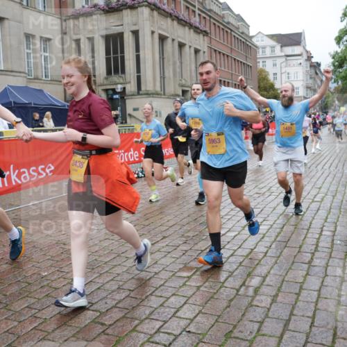 13.09.2026 - Kiel Lauf Yannick Fuchs http://msf.ph/oto/10426841 13.09.2026 11:05:17 Ziel 1186, 1476, 2070, 3159, 3284, 4262, 5002, 6447, 7386, 7716, 7860, 8124, 8949, 10133, 11094, 11341, 711, 1056, 1228, 1289, 1431, 1861, 2093, 2142, 2308, 2804, 4211, 4262, 4391, 5021, 5963, 6393, 6443, 6752, 8149, 9330, 9605, 9647, 10003, 10138, 10217, 10484, 10593, 10679, 11906, 11948, 12406, 12438, 12472, 1491, 2365, 3122, 3352, 3421, 4979, 5888, 5909, 5954, 7899, 8334, 9480, 9589, 9747, 10599, 11160, 11618, 711, 1228, 1289, 1431, 4200, 5963, 6752, 8697, 8950, 8951 meine-sportfotos.de
