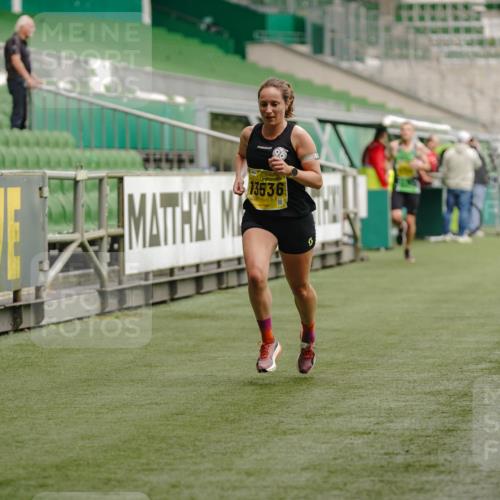 13.09.2026 - 21. swb-Marathon Bremen Michael Burmester http://msf.ph/oto/10427077 13.09.2026 10:17:48 Laufen im Stadion 10597, 12272, 12457, 12458, 13501, 13504, 13510, 13515, 13517, 13522, 13533, 13536, 13542, 13543, 13547, 13554, 13561, 13567, 13569, 13571, 13572, 13576, 13579, 13582, 13602, 13603, 13604, 13623, 13630, 13635, 13643 meine-sportfotos.de