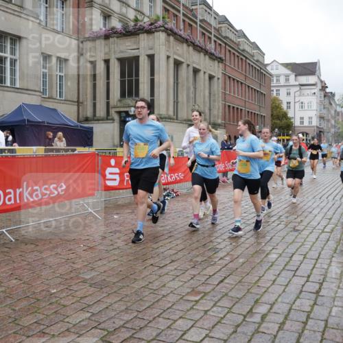 13.09.2026 - Kiel Lauf Yannick Fuchs http://msf.ph/oto/10427098 13.09.2026 11:05:52 Ziel 2959, 3475, 4058, 4148, 4153, 4764, 5526, 5756, 5925, 6668, 6823, 8323, 8498, 8879, 9016, 9279, 9757, 10386, 10557, 11049, 12233, 12649, 1476, 1491, 2070, 2365, 3122, 3284, 3352, 3421, 4979, 5888, 5909, 5954, 6162, 6447, 7386, 7716, 7860, 7899, 8334, 8949, 9480, 9589, 9747, 10133, 10599, 11160, 11341, 11618, 12012, 799, 1111, 1359, 2781, 2782, 3618, 4392, 4980, 5187, 5229, 6307, 7045, 7452, 7942, 8295, 8452, 10830, 11218, 11372, 12133, 12356 meine-sportfotos.de