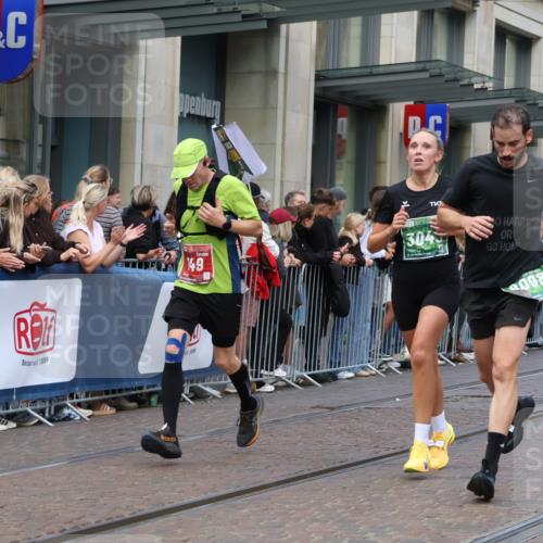 13.09.2026 - 21. swb-Marathon Bremen Strokosch-Dieckow http://msf.ph/oto/10427246 13.09.2026 13:07:06 Ziel 819, 1863, 2135, 2706, 3043, 3118, 4743, 4808, 7636, 7803, 7876, 8060, 8098, 8467, 8980, 9927, 521, 749, 1540, 3127, 3794, 3973, 4574, 6053, 6784, 7876, 8580, 8888, 9708 meine-sportfotos.de