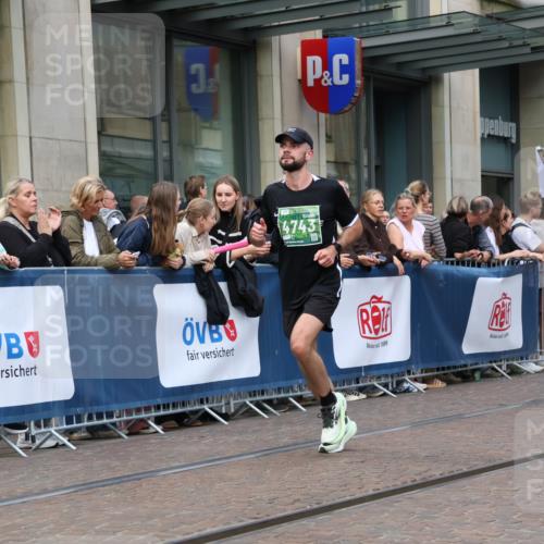 13.09.2026 - 21. swb-Marathon Bremen Strokosch-Dieckow http://msf.ph/oto/10427317 13.09.2026 13:07:09 Ziel 819, 1863, 2135, 2706, 3043, 3118, 4743, 4808, 5570, 5976, 7803, 8060, 8098, 8467, 8611, 8980, 9035, 749, 1540, 1863, 3127, 3794, 3973, 4574, 6053, 7636, 7876, 8888, 9708, 9927 meine-sportfotos.de