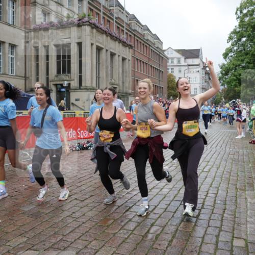 13.09.2026 - Kiel Lauf Yannick Fuchs http://msf.ph/oto/10427338 13.09.2026 11:06:20 Ziel 458, 560, 631, 710, 824, 2179, 3201, 3966, 4095, 4614, 5141, 5403, 5435, 6124, 6125, 6754, 8163, 8299, 8400, 8429, 9781, 10143, 10329, 10497, 10537, 10545, 10841, 11028, 11029, 12195, 12686, 799, 1111, 1359, 2781, 2782, 2959, 3475, 3618, 4058, 4148, 4153, 4392, 4764, 4980, 5187, 5229, 5526, 5756, 5925, 6307, 6668, 6823, 7045, 7452, 7942, 8295, 8323, 8452, 8498, 8879, 9016, 9279, 9757, 10386, 10557, 10830, 11049, 11218, 11372, 12048, 12133, 12356, 12646, 12647, 12649, 219 meine-sportfotos.de