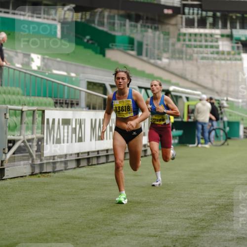 13.09.2026 - 21. swb-Marathon Bremen Michael Burmester http://msf.ph/oto/10427395 13.09.2026 10:18:08 Laufen im Stadion 12457, 12458, 13504, 13510, 13517, 13522, 13533, 13534, 13536, 13542, 13543, 13554, 13561, 13564, 13569, 13571, 13572, 13573, 13576, 13579, 13582, 13599, 13602, 13603, 13604, 13618, 13623, 13630, 13632, 13638, 13639, 13643, 13525 meine-sportfotos.de