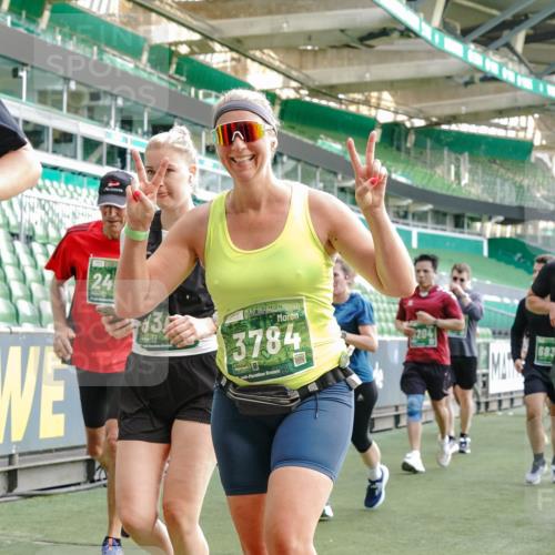 13.09.2026 - 21. swb-Marathon Bremen Michael Burmester http://msf.ph/oto/10427412 13.09.2026 13:25:43 Laufen im Stadion 202, 213, 294, 505, 530, 543, 548, 645, 723, 815, 818, 966, 1283, 1410, 1443, 1459, 1463, 1473, 1487, 1491, 1504, 1515, 1530, 1561, 1618, 1744, 1828, 1830, 1953, 2058, 2059, 2095, 2211, 2267, 2271, 2298, 2308, 2312, 2323, 2354, 2382, 2384, 2497, 2506, 2508, 2554, 2558, 2576, 2591, 2592, 2644, 2656, 2675, 2752, 2762, 2817, 2833, 2878, 2896, 2970, 2981, 3005, 3047, 3062, 3097, 3142, 3172, 3211, 3259, 3298, 3306, 3329, 3359, 3381, 3390, 3433, 3629 meine-sportfotos.de