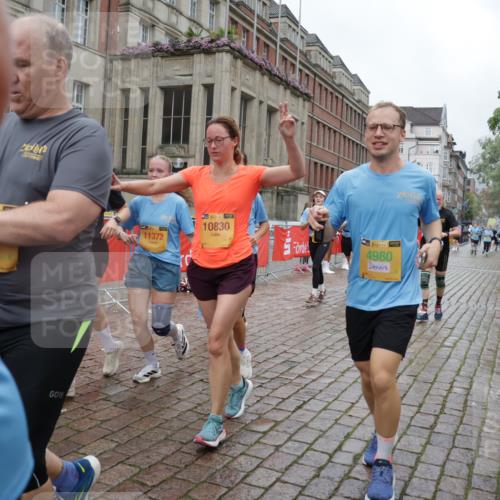13.09.2026 - Kiel Lauf Yannick Fuchs http://msf.ph/oto/10427462 13.09.2026 11:06:34 Ziel 219, 805, 3712, 4312, 4421, 5141, 7008, 7664, 9022, 9182, 9830, 10545, 11900, 12188, 12195, 458, 560, 631, 710, 799, 824, 1111, 1359, 2179, 2781, 2782, 3201, 3618, 3966, 4095, 4392, 4614, 4980, 5229, 5403, 5435, 6124, 6125, 6307, 6754, 7045, 7452, 7942, 8163, 8295, 8299, 8400, 8429, 8452, 9781, 10143, 10329, 10497, 10537, 10545, 10830, 10841, 11028, 11029, 11218, 11372, 12048, 12195, 12356, 12646, 12647, 12686, 2041, 3213, 6931, 7145, 7329, 8029, 8822, 9467, 9729, 799 meine-sportfotos.de
