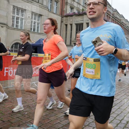 13.09.2026 - Kiel Lauf Yannick Fuchs http://msf.ph/oto/10427477 13.09.2026 11:06:35 Ziel 219, 805, 3712, 4312, 4421, 5141, 5565, 7008, 7664, 8704, 9022, 9182, 9830, 11559, 11900, 12188, 458, 560, 631, 710, 799, 824, 1111, 1359, 2179, 2781, 2782, 3201, 3618, 3966, 4095, 4614, 4980, 5141, 5229, 5403, 5435, 6124, 6125, 6754, 7045, 7452, 7942, 8163, 8295, 8299, 8400, 8429, 8452, 9781, 10143, 10329, 10497, 10537, 10545, 10830, 10841, 11028, 11029, 11372, 12048, 12195, 12686, 2041, 3213, 4683, 6931, 7145, 7329, 8029, 8822, 9218, 9467, 9729, 799, 7045, 7452, 12048 meine-sportfotos.de