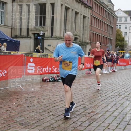 13.09.2026 - Kiel Lauf Yannick Fuchs http://msf.ph/oto/10427504 13.09.2026 11:06:39 Ziel 219, 805, 3712, 4312, 4421, 5565, 7008, 7664, 8704, 9022, 9830, 11559, 12188, 458, 560, 631, 710, 805, 824, 2179, 2781, 2782, 3201, 3966, 4095, 4614, 5141, 5403, 5435, 6124, 6125, 6754, 8163, 8299, 8400, 8429, 9182, 9781, 10143, 10329, 10497, 10537, 10545, 10841, 11028, 11029, 11900, 12195, 12686, 1894, 2041, 3213, 4683, 4945, 6931, 7145, 7329, 8029, 8822, 8911, 9218, 9467, 9729, 799, 2781, 2782, 7045, 7452, 12048 meine-sportfotos.de