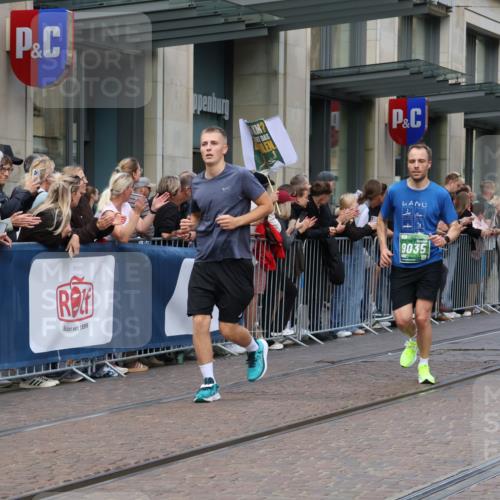 13.09.2026 - 21. swb-Marathon Bremen Strokosch-Dieckow http://msf.ph/oto/10427519 13.09.2026 13:07:22 Ziel 819, 969, 2135, 4732, 4852, 4990, 5570, 5976, 7558, 7803, 8060, 8467, 8611, 8737, 9035, 9356, 1540, 1863, 2706, 3043, 3118, 3794, 3973, 4743, 4808, 6053, 7636, 7876, 8098, 8980, 9927 meine-sportfotos.de
