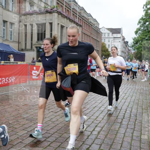 13.09.2026 - Kiel Lauf Yannick Fuchs http://msf.ph/oto/10427553 13.09.2026 11:06:48 Ziel 2041, 3213, 5565, 6931, 7145, 8029, 8704, 8822, 9467, 11559, 219, 458, 560, 631, 710, 805, 824, 2179, 3201, 3712, 3966, 4095, 4312, 4421, 4614, 5141, 5403, 5435, 6124, 6125, 6754, 7008, 7664, 8163, 8299, 8400, 8429, 9022, 9182, 9781, 9830, 10143, 10329, 10497, 10537, 10545, 10841, 11028, 11029, 11900, 12188, 12195, 12686, 1294, 1894, 3004, 3401, 4683, 4945, 5527, 6541, 6734, 7329, 7741, 8911, 9218, 9729, 10591, 10977, 824, 2781, 2782, 8163, 8400, 9781 meine-sportfotos.de
