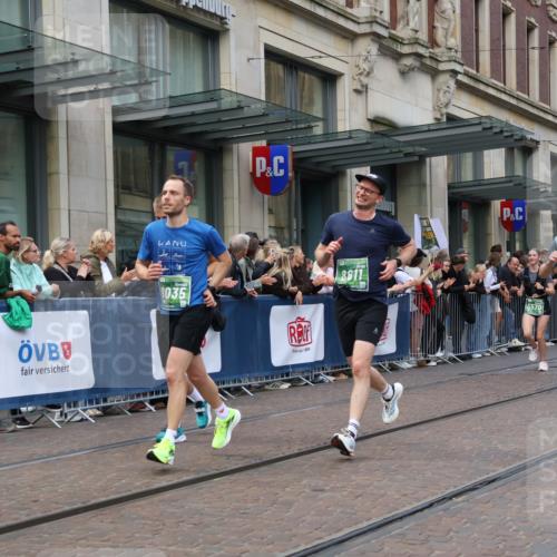 13.09.2026 - 21. swb-Marathon Bremen Strokosch-Dieckow http://msf.ph/oto/10427560 13.09.2026 13:07:24 Ziel 819, 969, 2135, 4732, 4852, 4990, 5570, 5976, 7558, 7803, 8467, 8611, 8737, 9035, 9356, 1540, 1863, 2706, 3043, 3118, 4743, 4808, 6053, 7636, 7876, 8060, 8098, 8980, 9927 meine-sportfotos.de