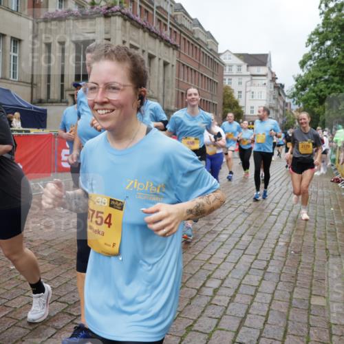 13.09.2026 - Kiel Lauf Yannick Fuchs http://msf.ph/oto/10427622 13.09.2026 11:06:54 Ziel 1894, 2041, 3213, 4683, 4945, 6931, 7145, 7329, 8029, 8822, 8911, 9218, 9467, 9729, 219, 458, 560, 631, 710, 805, 2179, 3712, 4312, 4421, 4614, 5141, 5403, 5435, 5565, 6124, 6125, 6754, 7008, 7664, 8299, 8429, 8704, 9022, 9182, 9830, 10497, 10545, 10841, 11559, 11900, 12188, 12195, 102, 583, 1294, 2305, 3004, 3401, 5527, 6265, 6541, 6734, 7741, 10591, 10762, 10977, 11481, 458, 631, 710, 824, 2179, 3201, 3966, 4095, 5403, 5435, 6124, 6125, 6754, 8163, 8299, 8400, 8429, 9781 meine-sportfotos.de
