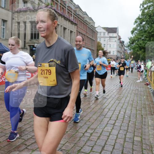 13.09.2026 - Kiel Lauf Yannick Fuchs http://msf.ph/oto/10427648 13.09.2026 11:06:56 Ziel 1894, 2041, 3213, 4683, 4945, 6541, 6931, 7145, 7329, 8029, 8822, 8911, 9218, 9467, 9729, 10591, 219, 560, 805, 2179, 3712, 4312, 4421, 4614, 5141, 5403, 5435, 5565, 6124, 7008, 7145, 7664, 8299, 8704, 9022, 9182, 9830, 10497, 10545, 11559, 11900, 12188, 12195, 102, 583, 1294, 2305, 3004, 3401, 5527, 6265, 6734, 7741, 10762, 10977, 11481, 12412, 458, 560, 631, 710, 824, 2179, 3201, 3966, 4095, 4614, 5403, 5435, 6124, 6125, 6754, 8299, 8400, 8429, 9781, 10497, 10545, 12195 meine-sportfotos.de