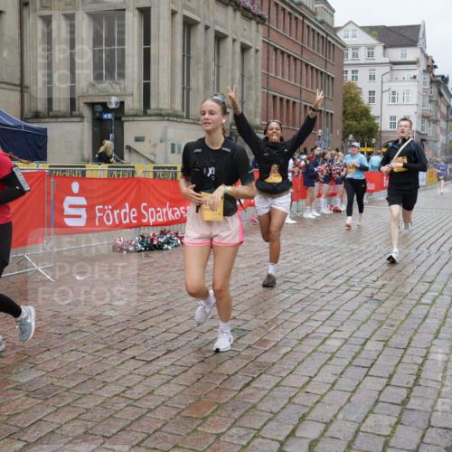 13.09.2026 - Kiel Lauf Yannick Fuchs http://msf.ph/oto/10427771 13.09.2026 11:07:10 Ziel 102, 583, 1294, 2305, 3004, 3401, 5527, 6265, 6541, 6734, 7741, 10591, 10762, 10977, 11481, 12412, 1894, 2041, 3213, 4312, 4421, 4683, 4945, 5565, 6541, 6931, 7008, 7145, 7329, 7664, 8029, 8704, 8822, 8911, 9218, 9467, 9729, 11559, 733, 885, 1344, 1587, 4214, 5123, 5561, 5901, 6380, 6726, 9125, 10924, 11443, 12184, 219, 805, 3712, 4312, 4421, 7008, 7664, 9022, 9182, 9830, 12188 meine-sportfotos.de