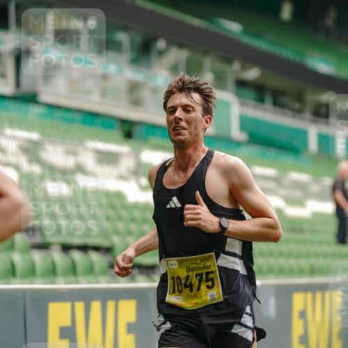 13.09.2026 - 21. swb-Marathon Bremen Michael Burmester http://msf.ph/oto/10427809 13.09.2026 10:18:46 Laufen im Stadion 10366, 10475, 11481, 11652, 12457, 12458, 13504, 13522, 13530, 13533, 13534, 13536, 13541, 13543, 13550, 13554, 13561, 13564, 13569, 13571, 13572, 13573, 13581, 13582, 13599, 13602, 13603, 13604, 13618, 13622, 13630, 13632, 13638, 13639, 13643, 13525, 13627 meine-sportfotos.de