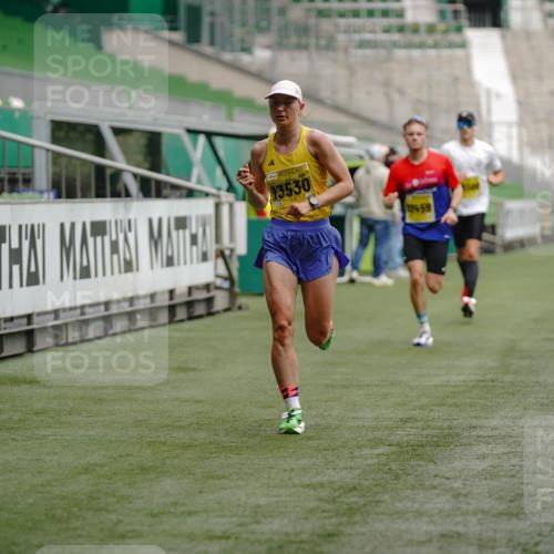 13.09.2026 - 21. swb-Marathon Bremen Michael Burmester http://msf.ph/oto/10427821 13.09.2026 10:18:48 Laufen im Stadion 10366, 10475, 11481, 11652, 12457, 12458, 13504, 13522, 13530, 13533, 13534, 13536, 13541, 13543, 13550, 13554, 13561, 13564, 13569, 13571, 13572, 13573, 13581, 13582, 13599, 13602, 13603, 13604, 13618, 13622, 13630, 13632, 13638, 13639, 13643, 13525, 13627 meine-sportfotos.de