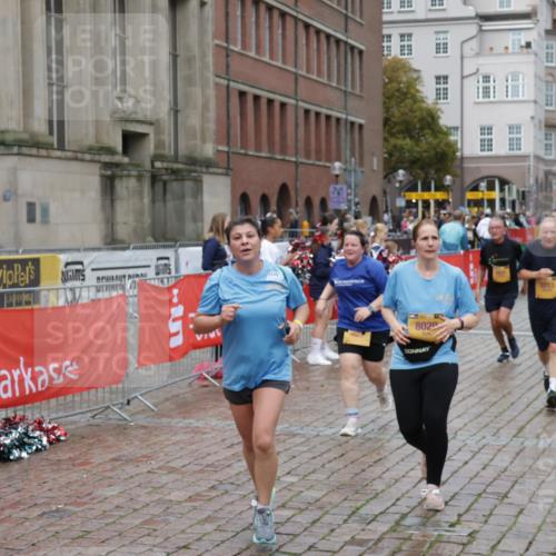 13.09.2026 - Kiel Lauf Yannick Fuchs http://msf.ph/oto/10427829 13.09.2026 11:07:19 Ziel 102, 583, 733, 2305, 5561, 5901, 6265, 6726, 9125, 10762, 10924, 11443, 11481, 12412, 1294, 1894, 2041, 3004, 3213, 3401, 4683, 4945, 5527, 6541, 6734, 6931, 7145, 7329, 7741, 8029, 8822, 8911, 9218, 9467, 9729, 10591, 10977, 356, 660, 885, 1344, 1587, 1601, 1637, 2905, 2940, 4214, 4983, 5123, 5138, 5139, 5542, 5554, 5638, 6380, 6690, 7625, 9064, 9604, 11015, 12184, 12267, 12706, 4312, 5565, 7145, 7664, 8029, 8704, 11559 meine-sportfotos.de
