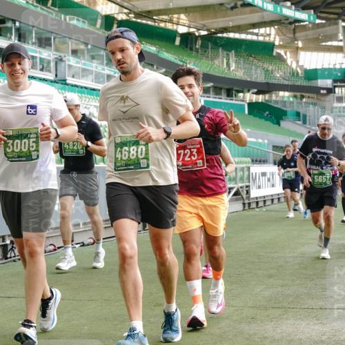 13.09.2026 - 21. swb-Marathon Bremen Michael Burmester http://msf.ph/oto/10427838 13.09.2026 13:25:59 Laufen im Stadion 202, 213, 294, 390, 505, 530, 543, 645, 723, 815, 818, 833, 966, 1077, 1283, 1410, 1443, 1459, 1473, 1487, 1491, 1504, 1515, 1530, 1561, 1618, 1744, 1828, 1830, 1953, 2058, 2059, 2211, 2267, 2271, 2273, 2298, 2308, 2309, 2354, 2382, 2384, 2428, 2497, 2506, 2508, 2554, 2558, 2576, 2582, 2591, 2592, 2644, 2656, 2675, 2752, 2762, 2817, 2833, 2878, 2896, 2965, 2970, 2981, 3005, 3047, 3062, 3084, 3097, 3142, 3172, 3211, 3259, 3306, 3329, 3359, 3390, 3433, 3629 meine-sportfotos.de