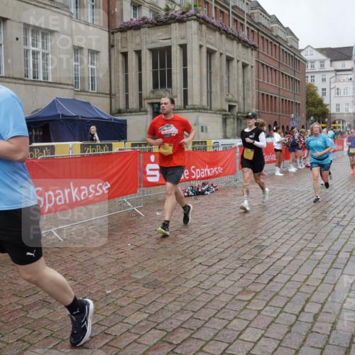 13.09.2026 - Kiel Lauf Yannick Fuchs http://msf.ph/oto/10427941 13.09.2026 11:07:30 Ziel 733, 885, 1344, 1587, 1601, 2905, 4214, 5123, 5138, 5139, 5542, 5554, 5638, 6380, 6690, 7625, 9064, 10924, 11443, 12184, 12706, 102, 583, 1294, 1894, 2305, 3004, 3401, 4683, 4945, 5527, 5561, 5901, 6265, 6541, 6726, 6734, 7741, 8911, 9125, 9218, 10591, 10762, 10924, 10977, 11481, 12412, 94, 311, 356, 656, 660, 1136, 1637, 2940, 3986, 4983, 5095, 6086, 6727, 7035, 9604, 10244, 10873, 11015, 11407, 12013, 12267, 12730, 1894, 2041, 3213, 4683, 4945, 6931, 8822 meine-sportfotos.de