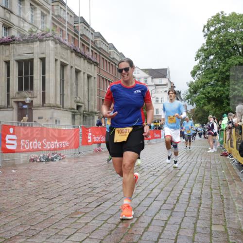 13.09.2026 - Kiel Lauf Yannick Fuchs http://msf.ph/oto/10427961 13.09.2026 11:07:35 Ziel 356, 660, 885, 1344, 1587, 1601, 1637, 2905, 2940, 4214, 4983, 5095, 5123, 5138, 5139, 5542, 5554, 5638, 6380, 6690, 7625, 9064, 9604, 10873, 11015, 12184, 12267, 12706, 102, 583, 733, 1294, 2305, 3004, 3401, 4214, 5123, 5527, 5561, 5901, 6265, 6541, 6726, 6734, 7741, 9125, 10591, 10762, 10924, 10977, 11443, 11481, 12412, 94, 311, 656, 1136, 3828, 3986, 6086, 6404, 6727, 7035, 9952, 10244, 11407, 12013, 12379, 12730, 1894, 2041, 3401, 4683, 4945, 6541 meine-sportfotos.de