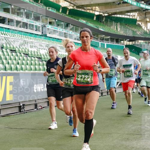 13.09.2026 - 21. swb-Marathon Bremen Michael Burmester http://msf.ph/oto/10427995 13.09.2026 13:26:04 Laufen im Stadion 202, 213, 294, 390, 505, 530, 543, 645, 815, 818, 833, 966, 1077, 1283, 1410, 1443, 1459, 1473, 1487, 1491, 1504, 1515, 1530, 1561, 1618, 1744, 1828, 1830, 1953, 2058, 2059, 2267, 2271, 2273, 2298, 2308, 2309, 2354, 2382, 2384, 2428, 2506, 2508, 2554, 2558, 2576, 2582, 2591, 2592, 2644, 2656, 2675, 2752, 2762, 2817, 2833, 2878, 2896, 2965, 2970, 2981, 3005, 3047, 3062, 3084, 3097, 3142, 3172, 3211, 3259, 3306, 3329, 3359, 3390, 3433, 3629 meine-sportfotos.de