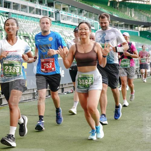13.09.2026 - 21. swb-Marathon Bremen Michael Burmester http://msf.ph/oto/10428091 13.09.2026 13:26:10 Laufen im Stadion 202, 213, 294, 390, 505, 530, 543, 645, 815, 818, 833, 966, 1077, 1283, 1410, 1443, 1459, 1473, 1487, 1491, 1504, 1515, 1530, 1561, 1618, 1700, 1744, 1828, 1830, 1953, 2058, 2059, 2267, 2271, 2273, 2298, 2308, 2309, 2354, 2382, 2384, 2388, 2428, 2506, 2508, 2542, 2554, 2558, 2576, 2582, 2591, 2592, 2656, 2675, 2752, 2762, 2817, 2833, 2878, 2896, 2965, 2970, 2981, 3005, 3047, 3062, 3084, 3097, 3142, 3172, 3211, 3259, 3329, 3359, 3390, 3433, 3540, 3629 meine-sportfotos.de