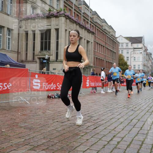 13.09.2026 - Kiel Lauf Yannick Fuchs http://msf.ph/oto/10428113 13.09.2026 11:07:56 Ziel 94, 311, 656, 755, 1951, 2136, 3397, 3828, 3986, 4297, 6404, 7123, 9952, 11407, 12013, 12379, 12730, 356, 656, 660, 733, 885, 1136, 1344, 1587, 1601, 1637, 2905, 2940, 3986, 4214, 4983, 5095, 5123, 5138, 5139, 5542, 5554, 5638, 6086, 6380, 6690, 6727, 7035, 7625, 9064, 9604, 10244, 10873, 11015, 11443, 12184, 12267, 12706, 121, 2120, 4949, 5833, 6401, 7254, 8019, 10525, 10702, 733, 5561, 5901, 6726, 9125, 10762, 10924, 11443, 12412 meine-sportfotos.de