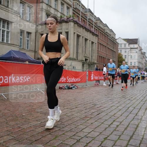13.09.2026 - Kiel Lauf Yannick Fuchs http://msf.ph/oto/10428121 13.09.2026 11:07:56 Ziel 94, 311, 656, 755, 1951, 2136, 3397, 3828, 3986, 4297, 6404, 7123, 9952, 11407, 12013, 12379, 12730, 356, 656, 660, 733, 885, 1136, 1344, 1587, 1601, 1637, 2905, 2940, 3986, 4214, 4983, 5095, 5123, 5138, 5139, 5542, 5554, 5638, 6086, 6380, 6690, 6727, 7035, 7625, 9064, 9604, 10244, 10873, 11015, 11443, 12184, 12267, 12706, 121, 2120, 4949, 5833, 6401, 7254, 8019, 10525, 10702, 733, 5561, 5901, 6726, 9125, 10762, 10924, 11443, 12412 meine-sportfotos.de