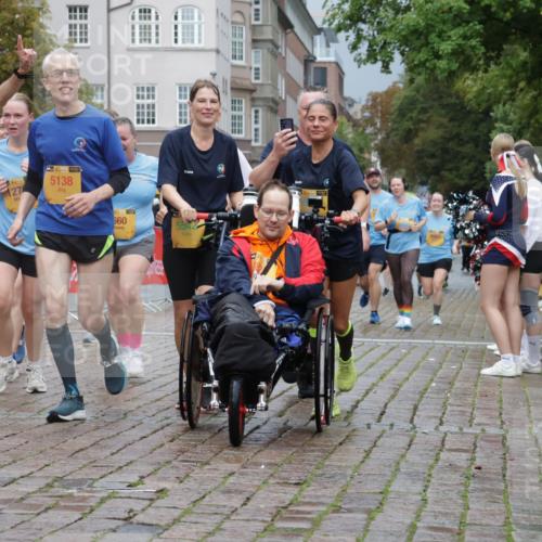 13.09.2026 - Kiel Lauf Yannick Fuchs http://msf.ph/oto/10428180 13.09.2026 11:08:05 Ziel 121, 755, 1951, 2120, 2136, 3397, 4297, 4949, 5833, 6401, 7123, 8019, 10702, 94, 311, 356, 656, 660, 1136, 1601, 1637, 2905, 2940, 3828, 3986, 4983, 5095, 5138, 5139, 5542, 5554, 5638, 6086, 6380, 6404, 6690, 6727, 7035, 7625, 9064, 9604, 9952, 10244, 10873, 11015, 11407, 12013, 12267, 12379, 12706, 12730, 3798, 5856, 6061, 6185, 6360, 7108, 7254, 10525, 885, 1344, 1587, 1601, 4214, 5123, 6380, 12184 meine-sportfotos.de