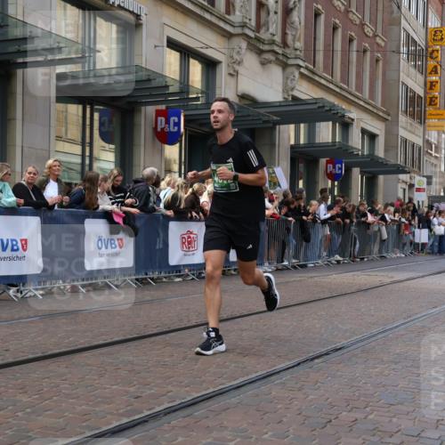 13.09.2026 - 21. swb-Marathon Bremen Strokosch-Dieckow http://msf.ph/oto/10428313 13.09.2026 13:08:13 Ziel 339, 678, 715, 1335, 1696, 3276, 4033, 4082, 4247, 4888, 5377, 5424, 6842, 7064, 7121, 8655, 9084, 9582, 2098, 2266, 2844, 3808, 4247, 5594, 6692, 13091, 13160 meine-sportfotos.de
