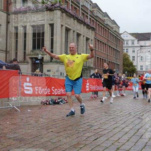 13.09.2026 - Kiel Lauf Yannick Fuchs http://msf.ph/oto/10428322 13.09.2026 11:08:15 Ziel 2120, 5856, 6401, 7108, 7254, 8019, 10525, 94, 121, 311, 656, 755, 1136, 1951, 2136, 3397, 3828, 3986, 4297, 4949, 5095, 5833, 6086, 6404, 6727, 7035, 7123, 9952, 10244, 10702, 10873, 11407, 12013, 12379, 12730, 834, 1067, 2235, 2575, 3536, 3798, 5418, 6061, 6185, 6360, 6626, 7667, 11442, 356, 660, 1637, 2905, 2940, 4983, 5095, 5138, 5139, 5542, 5554, 5638, 6690, 6727, 7035, 7625, 9064, 9604, 10873, 11015, 12267 meine-sportfotos.de