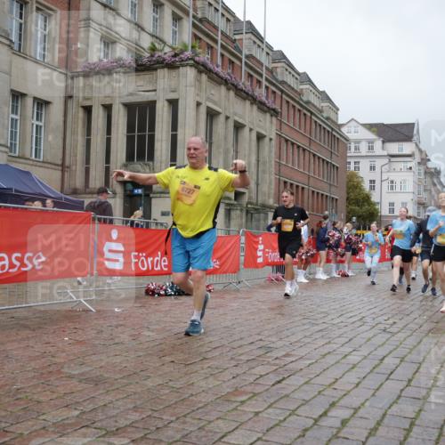 13.09.2026 - Kiel Lauf Yannick Fuchs http://msf.ph/oto/10428331 13.09.2026 11:08:15 Ziel 2120, 5856, 6401, 7108, 7254, 8019, 10525, 94, 121, 311, 656, 755, 1136, 1951, 2136, 3397, 3828, 3986, 4297, 4949, 5095, 5833, 6086, 6404, 6727, 7035, 7123, 9952, 10244, 10702, 10873, 11407, 12013, 12379, 12730, 834, 1067, 2235, 2575, 3536, 3798, 5418, 6061, 6185, 6360, 6626, 7667, 11442, 356, 660, 1637, 2905, 2940, 4983, 5095, 5138, 5139, 5542, 5554, 5638, 6690, 6727, 7035, 7625, 9064, 9604, 10873, 11015, 12267 meine-sportfotos.de