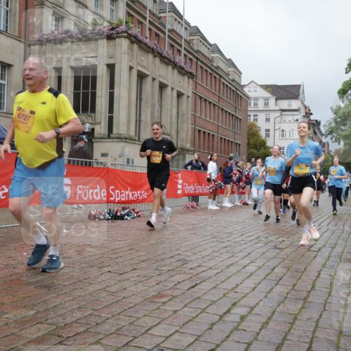 13.09.2026 - Kiel Lauf Yannick Fuchs http://msf.ph/oto/10428339 13.09.2026 11:08:16 Ziel 2120, 5856, 6061, 6185, 6401, 7108, 7254, 8019, 10525, 94, 121, 311, 656, 755, 1136, 1951, 2120, 2136, 3397, 3828, 3986, 4297, 4949, 5833, 6086, 6404, 6727, 7035, 7123, 9952, 10244, 10702, 11407, 12013, 12379, 12730, 834, 1067, 2235, 2575, 3536, 3798, 5418, 6360, 6626, 7667, 9800, 10645, 10647, 11442, 356, 660, 1637, 2905, 2940, 4983, 5095, 5138, 5139, 5542, 5554, 5638, 6690, 6727, 7035, 7625, 9064, 9604, 10244, 10873, 11015, 12267 meine-sportfotos.de