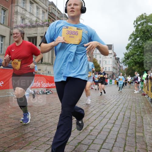 13.09.2026 - Kiel Lauf Yannick Fuchs http://msf.ph/oto/10428388 13.09.2026 11:08:20 Ziel 3798, 5856, 6061, 6185, 6360, 7108, 7254, 10525, 94, 121, 311, 656, 755, 1136, 1951, 2120, 2136, 3397, 3828, 3986, 4297, 4949, 5833, 6086, 6401, 6404, 7123, 8019, 9952, 10702, 11407, 12013, 12379, 12730, 834, 1067, 2235, 2575, 3536, 5418, 6576, 6626, 6662, 7667, 9162, 9800, 10645, 10647, 11442, 311, 656, 1136, 2940, 3986, 4983, 5095, 6086, 6727, 7035, 10244, 10873, 11407, 12013, 12267, 12730 meine-sportfotos.de