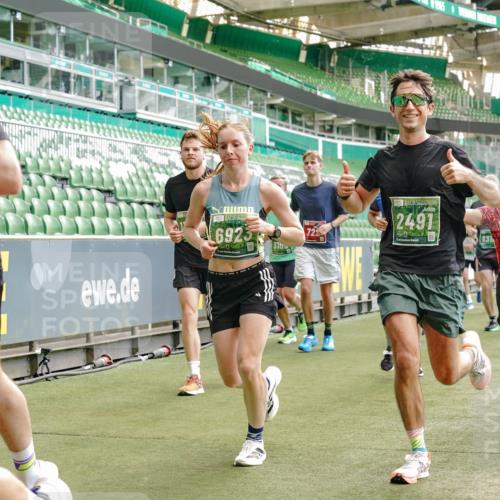 13.09.2026 - 21. swb-Marathon Bremen Michael Burmester http://msf.ph/oto/10428391 13.09.2026 13:02:55 Laufen im Stadion 150, 488, 531, 596, 722, 725, 762, 930, 936, 940, 946, 1006, 1014, 1067, 1163, 1250, 1436, 1458, 1460, 1611, 1771, 2033, 2047, 2062, 2223, 2276, 2292, 2345, 2364, 2378, 2421, 2434, 2513, 2625, 2638, 2666, 2668, 2779, 2900, 2934, 2977, 2987, 3013, 3044, 3114, 3135, 3163, 3164, 3187, 3248, 3258, 3294, 3334, 3360, 3392, 3402, 3460, 3496, 3510, 3527, 3576, 3585, 3597, 3603, 3618, 3667, 3721, 3806, 3846, 3852, 3859, 3893, 3938, 3970, 3983, 4000, 4077, 4133, 4506, 4558 meine-sportfotos.de