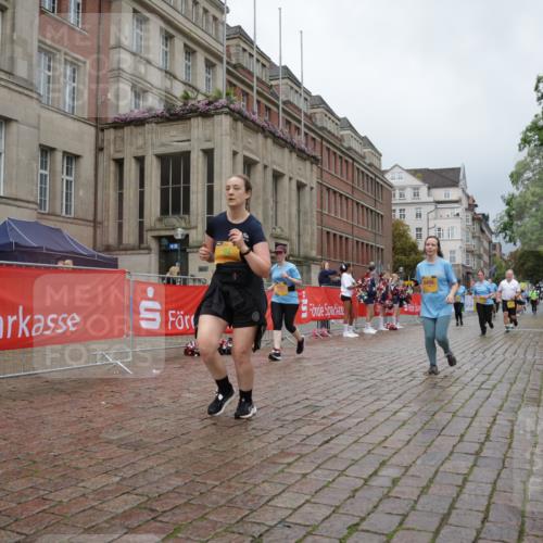 13.09.2026 - Kiel Lauf Yannick Fuchs http://msf.ph/oto/10428431 13.09.2026 11:08:23 Ziel 1067, 2235, 3536, 3798, 5856, 6061, 6185, 6360, 7108, 7254, 10525, 94, 121, 311, 755, 1951, 2120, 2136, 3397, 3828, 4297, 4949, 5833, 6401, 6404, 7123, 8019, 9952, 10702, 11407, 12013, 12379, 834, 1170, 2575, 4709, 5418, 6576, 6626, 6662, 7667, 9162, 9800, 10645, 10647, 11442, 94, 311, 656, 1136, 3986, 6086, 6404, 6727, 7035, 9952, 10244, 11407, 12013, 12730 meine-sportfotos.de