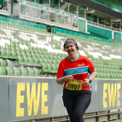 13.09.2026 - 21. swb-Marathon Bremen Michael Burmester http://msf.ph/oto/10428464 13.09.2026 10:54:10 Laufen im Stadion 12163, 12416, 10533, 10534, 10573, 10627, 10650, 10667, 10710, 11031, 11195, 11266, 11352, 11496, 11780, 11807, 12377, 12408, 12440, 12535 meine-sportfotos.de