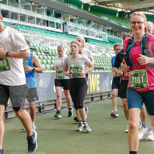 13.09.2026 - 21. swb-Marathon Bremen Michael Burmester http://msf.ph/oto/10428507 13.09.2026 13:26:27 Laufen im Stadion 186, 202, 364, 390, 530, 543, 645, 815, 818, 833, 966, 1077, 1283, 1410, 1443, 1459, 1473, 1487, 1504, 1530, 1561, 1618, 1700, 1744, 1828, 1830, 1953, 2058, 2059, 2271, 2273, 2298, 2308, 2309, 2354, 2382, 2384, 2388, 2404, 2428, 2506, 2507, 2508, 2542, 2558, 2576, 2582, 2591, 2592, 2656, 2675, 2748, 2752, 2762, 2817, 2833, 2875, 2878, 2896, 2965, 2970, 2981, 3005, 3047, 3050, 3062, 3084, 3097, 3142, 3172, 3259, 3329, 3359, 3390, 3433, 3540, 3629, 3756 meine-sportfotos.de