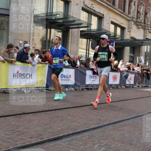 13.09.2026 - 21. swb-Marathon Bremen Strokosch-Dieckow http://msf.ph/oto/10428534 13.09.2026 13:08:24 Ziel 715, 3110, 3276, 3330, 4033, 4082, 4888, 5377, 5424, 5517, 6842, 6906, 7064, 7121, 8555, 9084, 9240, 9411, 9702, 9867, 9906, 339, 678, 1335, 1696, 2098, 2266, 2844, 3808, 4082, 4247, 5424, 5594, 8655, 9582 meine-sportfotos.de
