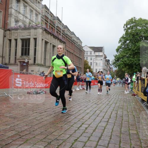 13.09.2026 - Kiel Lauf Yannick Fuchs http://msf.ph/oto/10428539 13.09.2026 11:08:33 Ziel 834, 1067, 2235, 2575, 3536, 5418, 6360, 6626, 6662, 7667, 9162, 9800, 10645, 10647, 11442, 121, 755, 1951, 2120, 3798, 4949, 5833, 5856, 6061, 6185, 6401, 7108, 7123, 7254, 8019, 10525, 10702, 24, 25, 1170, 2250, 2951, 4709, 6576, 10928, 755, 1951, 2136, 3397, 3828, 4297, 6404, 7123, 9952, 12379 meine-sportfotos.de