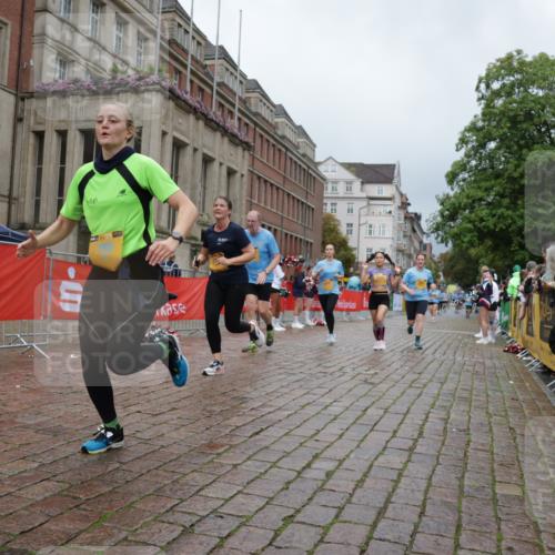13.09.2026 - Kiel Lauf Yannick Fuchs http://msf.ph/oto/10428545 13.09.2026 11:08:34 Ziel 834, 1067, 2235, 2575, 3536, 5418, 6360, 6576, 6626, 6662, 7667, 9162, 9800, 10645, 10647, 11442, 121, 755, 2120, 3798, 4949, 5833, 5856, 6061, 6185, 6401, 7108, 7123, 7254, 8019, 10525, 10702, 24, 25, 1170, 1226, 2250, 2951, 4709, 10928, 12334, 121, 755, 1951, 2136, 3397, 3828, 4297, 7123, 10702, 12379 meine-sportfotos.de